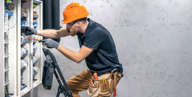 Best Best Electricians Near Me  in Clinton, IL